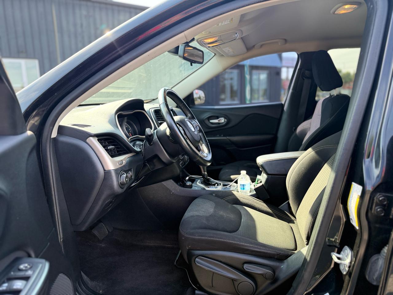 Jeep Cherokee Latitude 4WD 2016