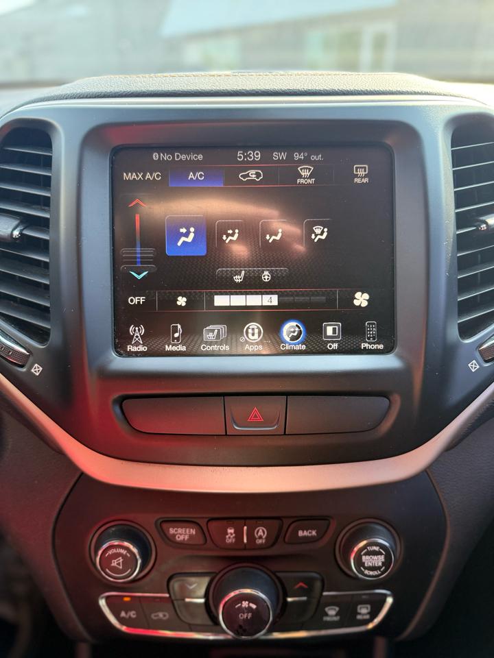 Jeep Cherokee Latitude 4WD 2016