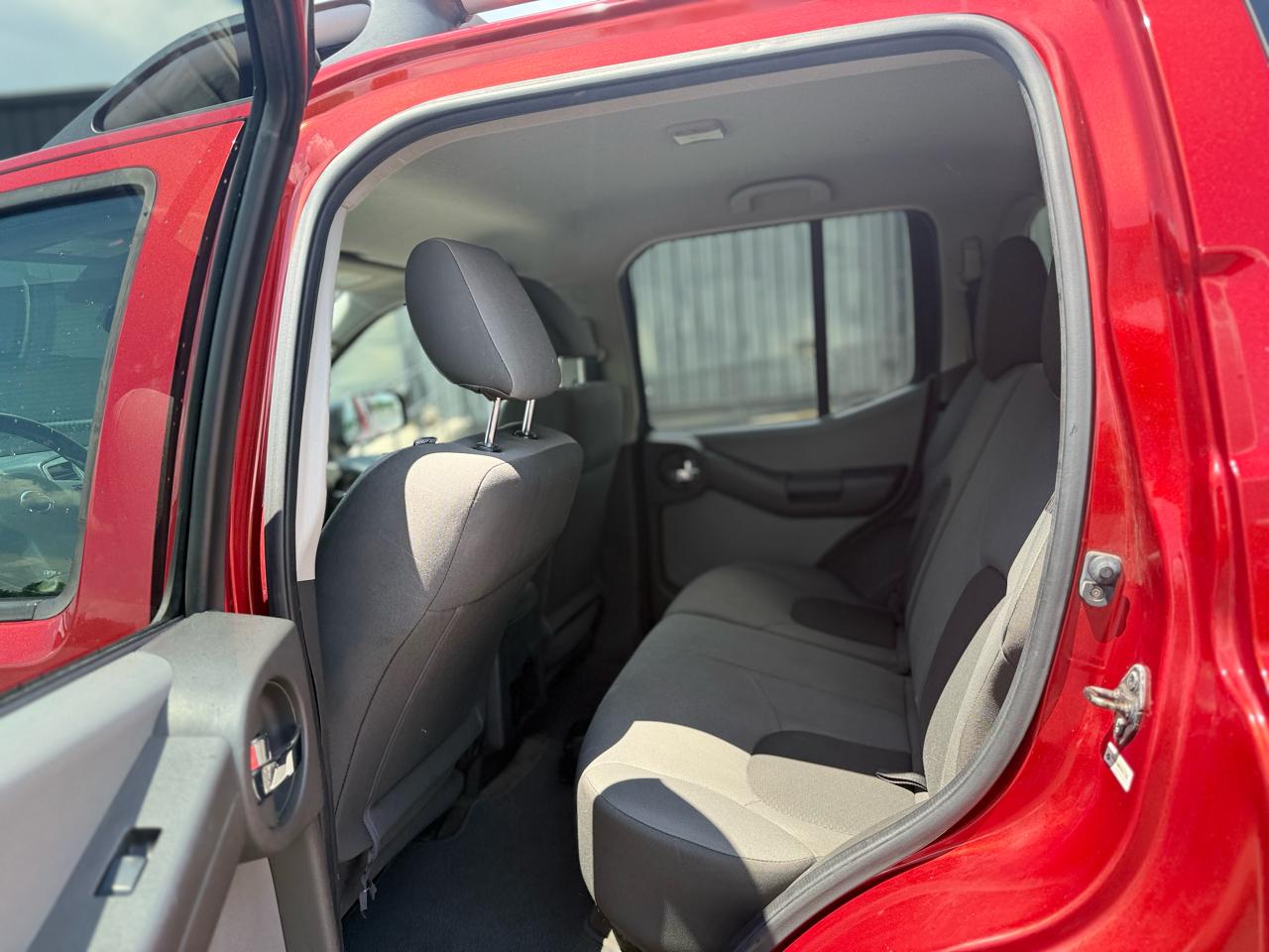 Nissan Xterra X 4WD 2013