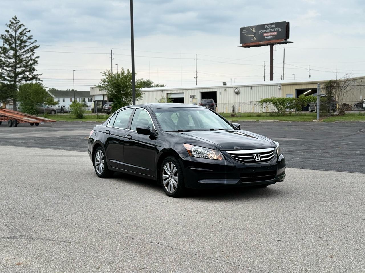 Honda Accord EX-L Sedan AT 2011