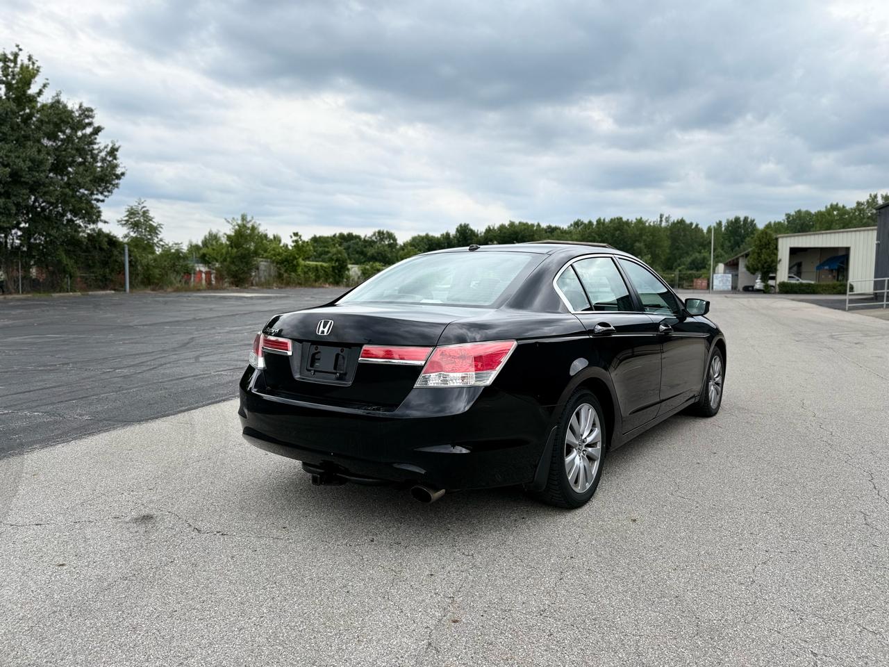 Honda Accord EX-L Sedan AT 2011