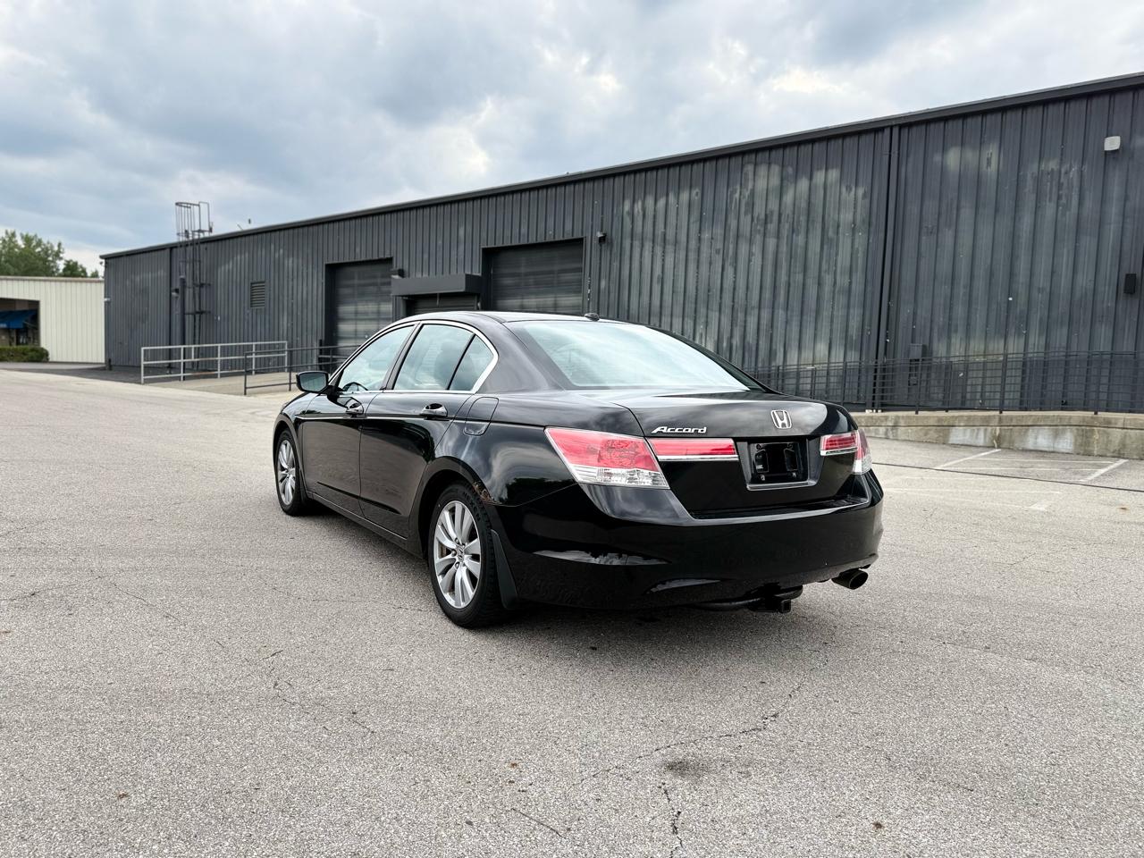Honda Accord EX-L Sedan AT 2011