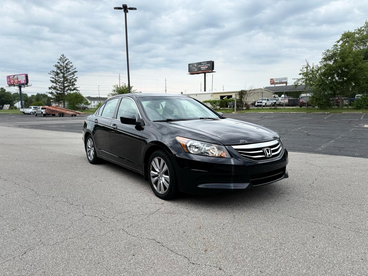Honda Accord EX-L Sedan AT 2011