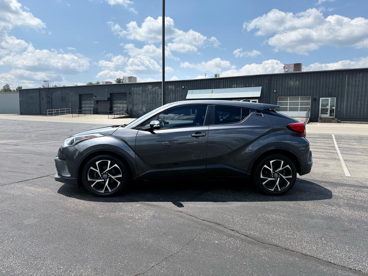 Toyota C-HR XLE 2018