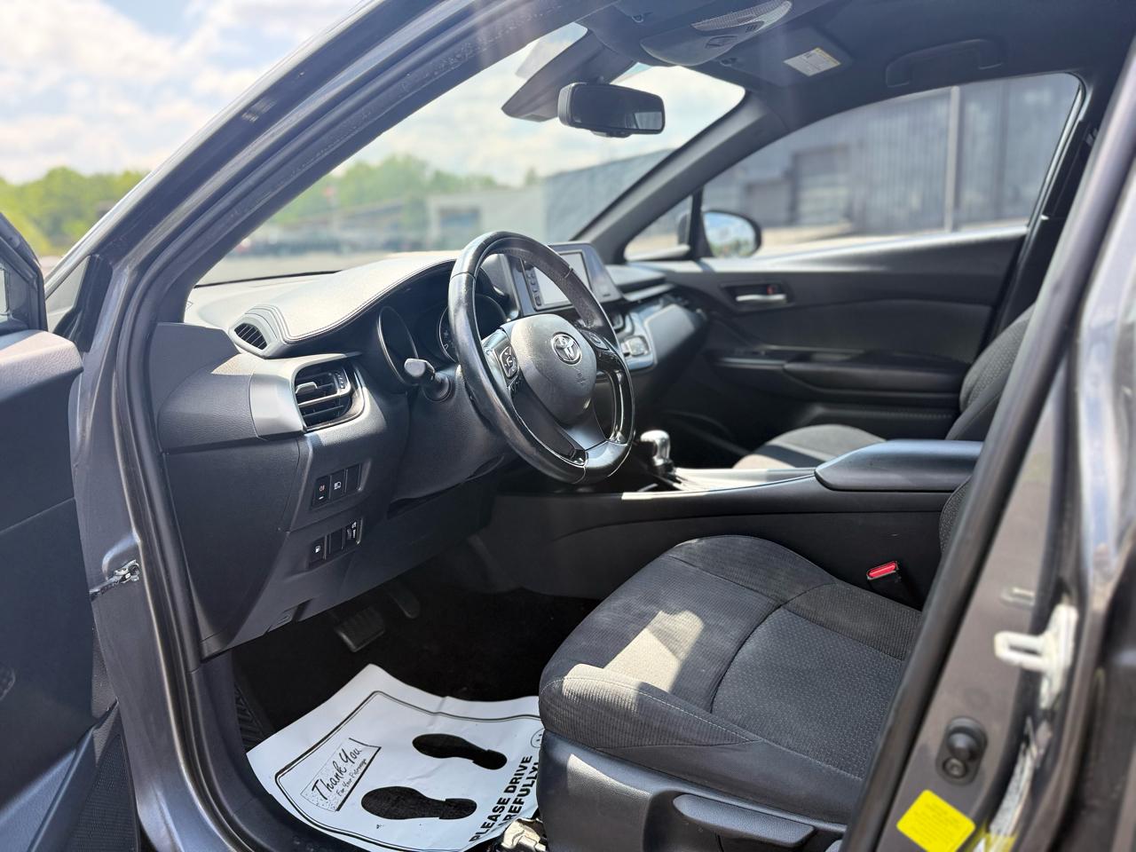 Toyota C-HR XLE 2018