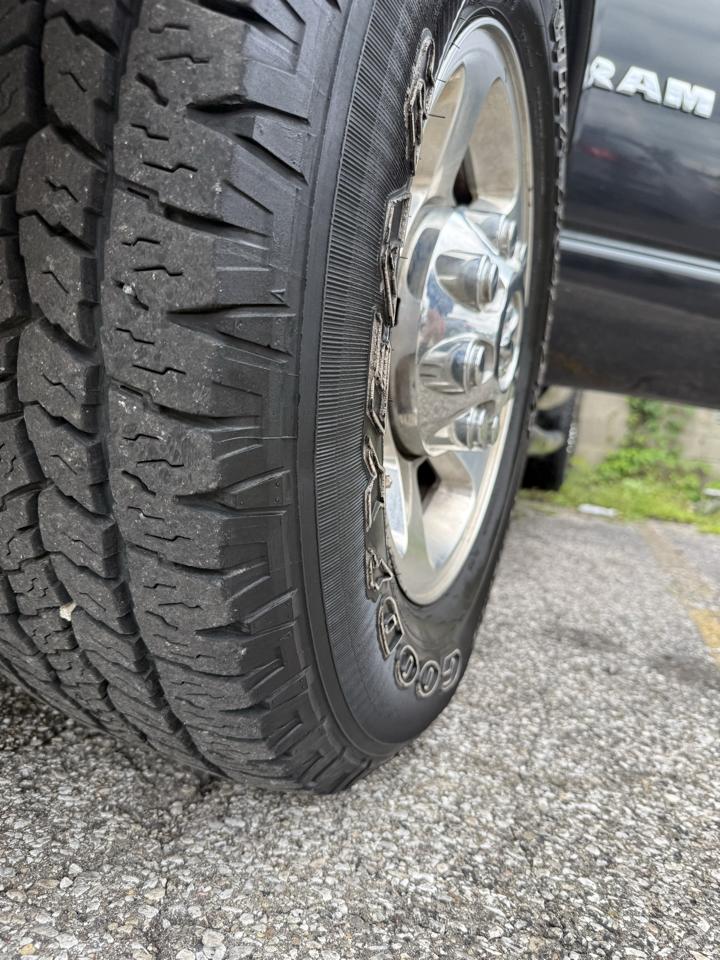 Dodge Ram 1500 SXT Mega Cab 2WD 2008