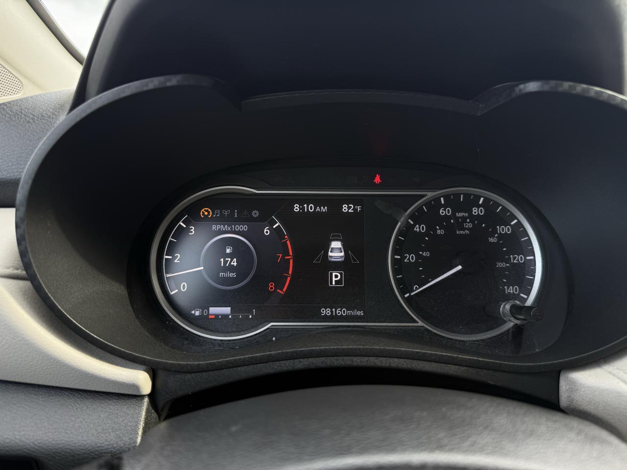 Nissan Versa SV 2021
