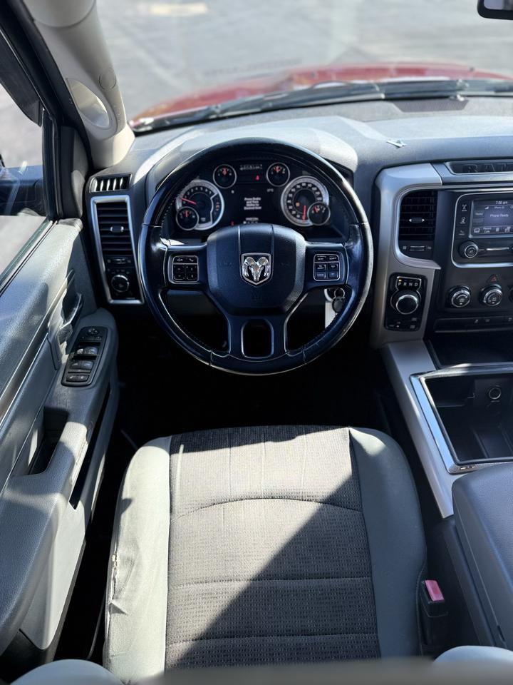 RAM 1500 SLT Crew Cab SWB 4WD 2013