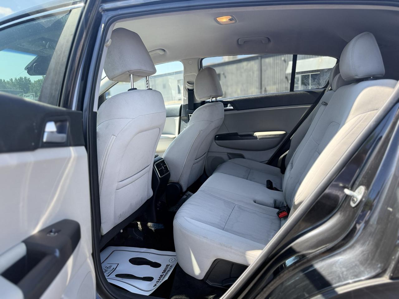 Kia Sportage LX FWD 2020