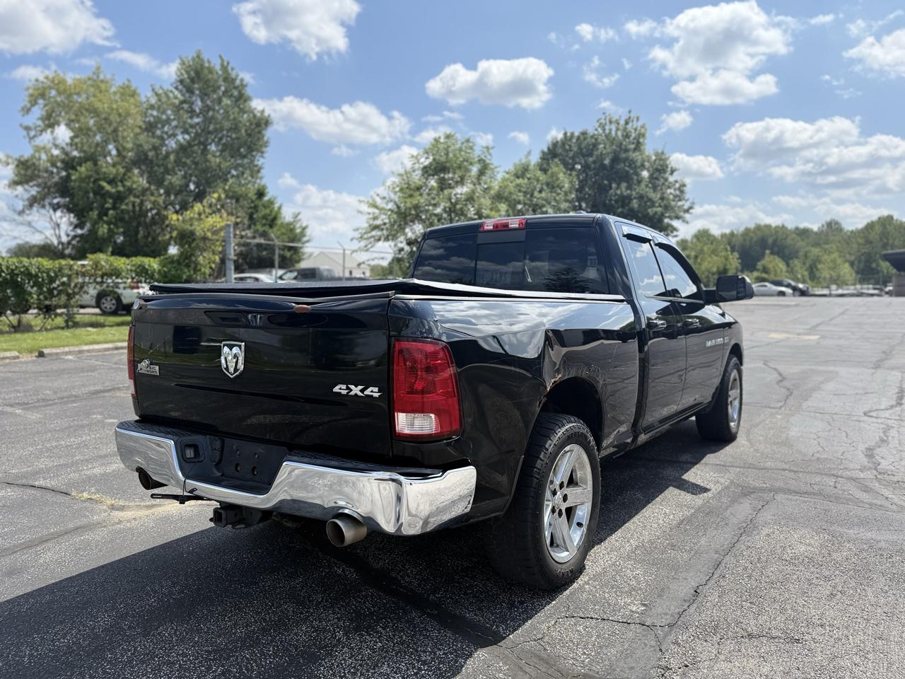 Dodge 1500 SLT Quad Cab 4WD 2012