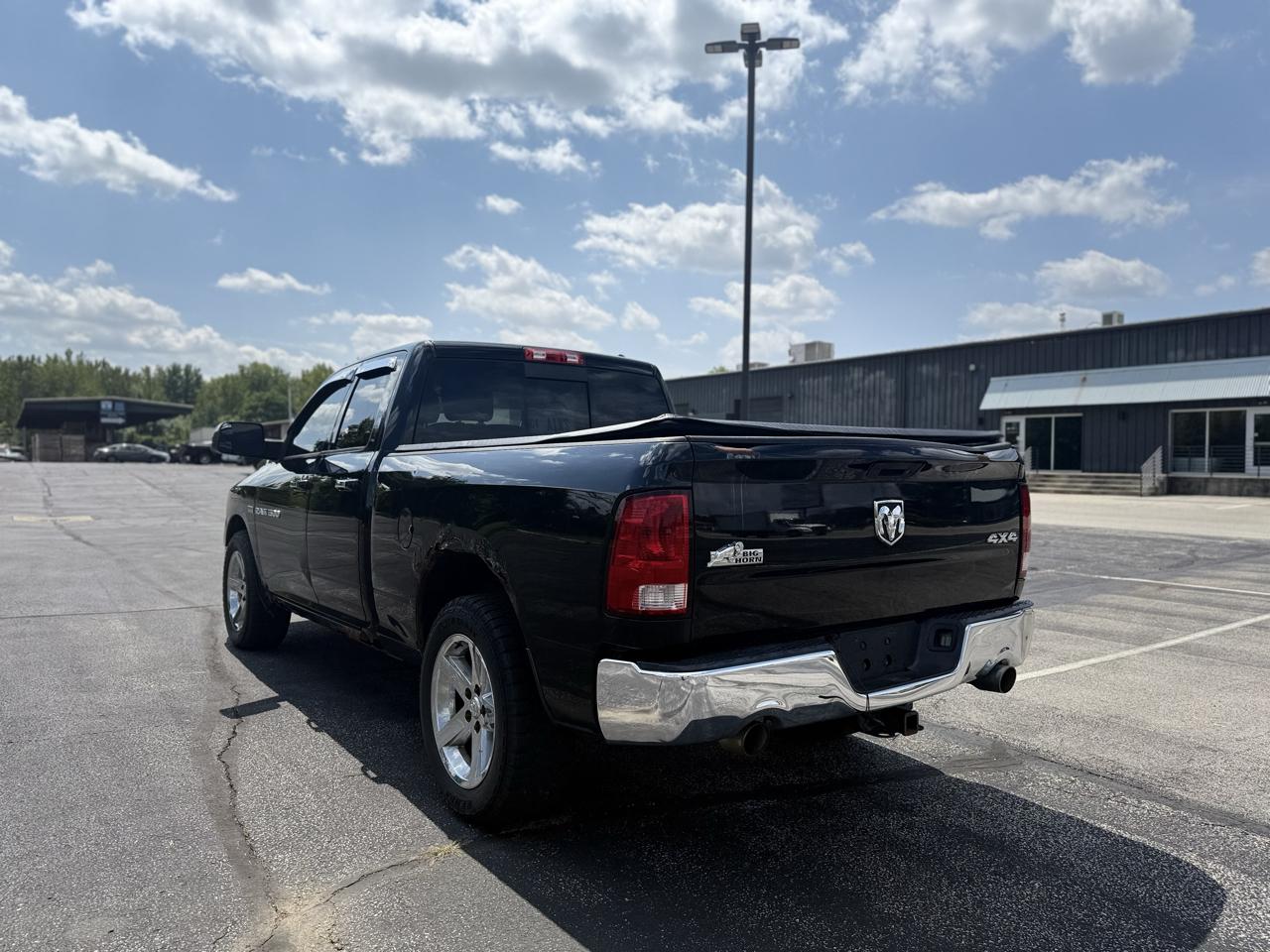 Dodge 1500 SLT Quad Cab 4WD 2012