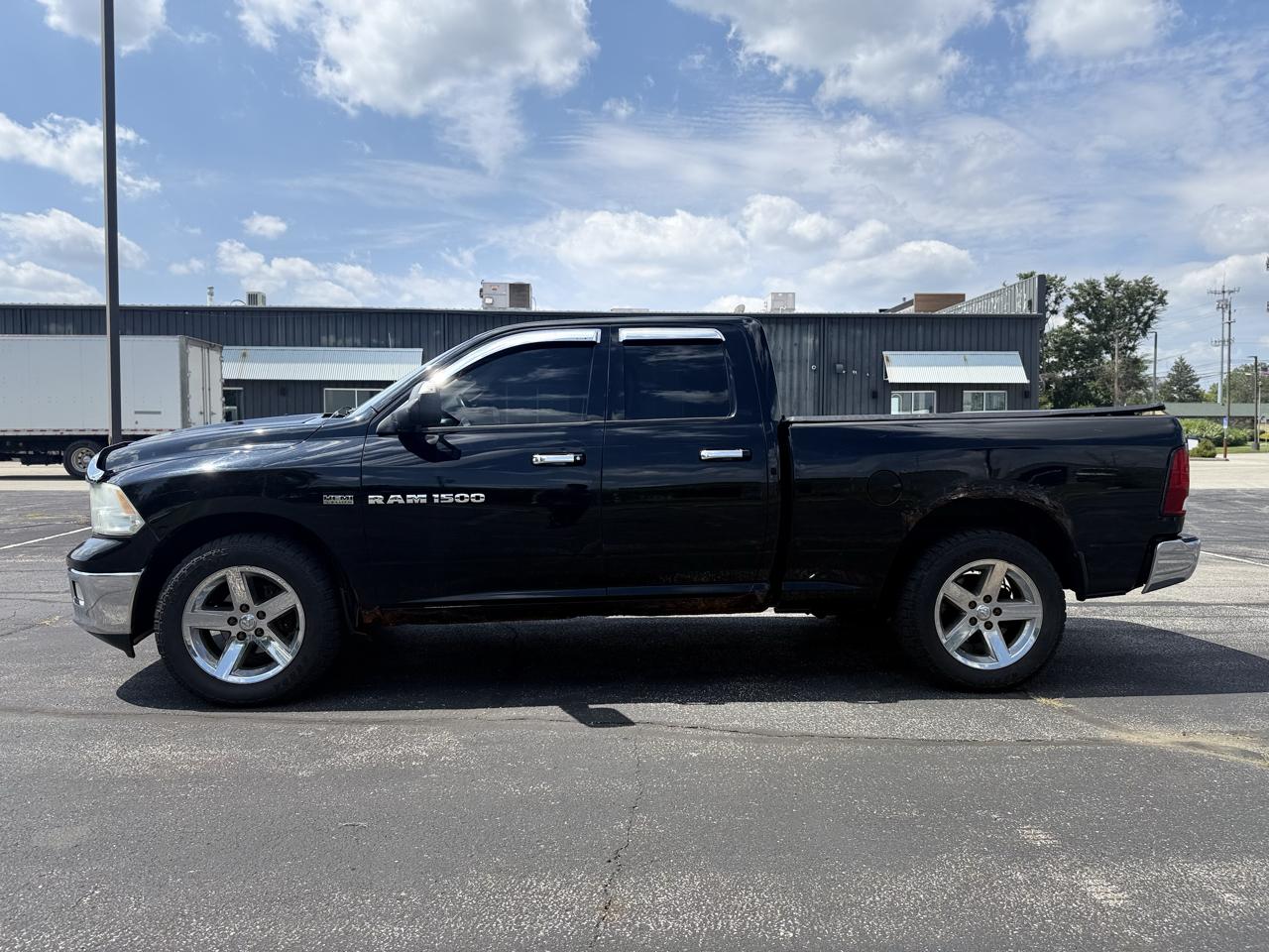 Dodge 1500 SLT Quad Cab 4WD 2012