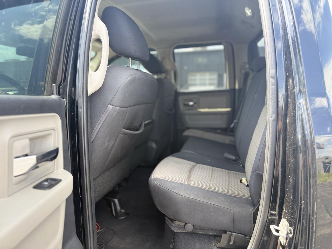 Dodge 1500 SLT Quad Cab 4WD 2012