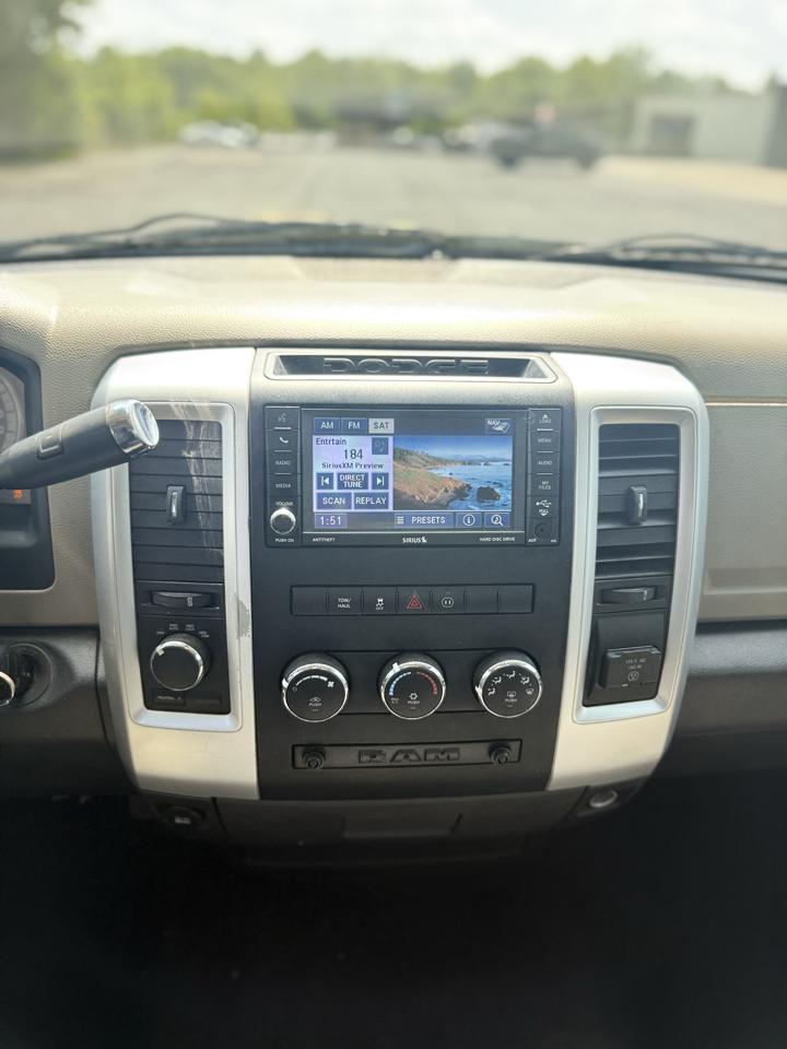 Dodge 1500 SLT Quad Cab 4WD 2012