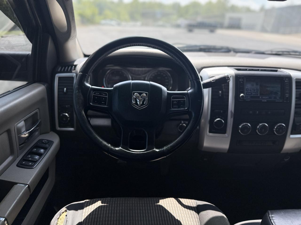 Dodge 1500 SLT Quad Cab 4WD 2012