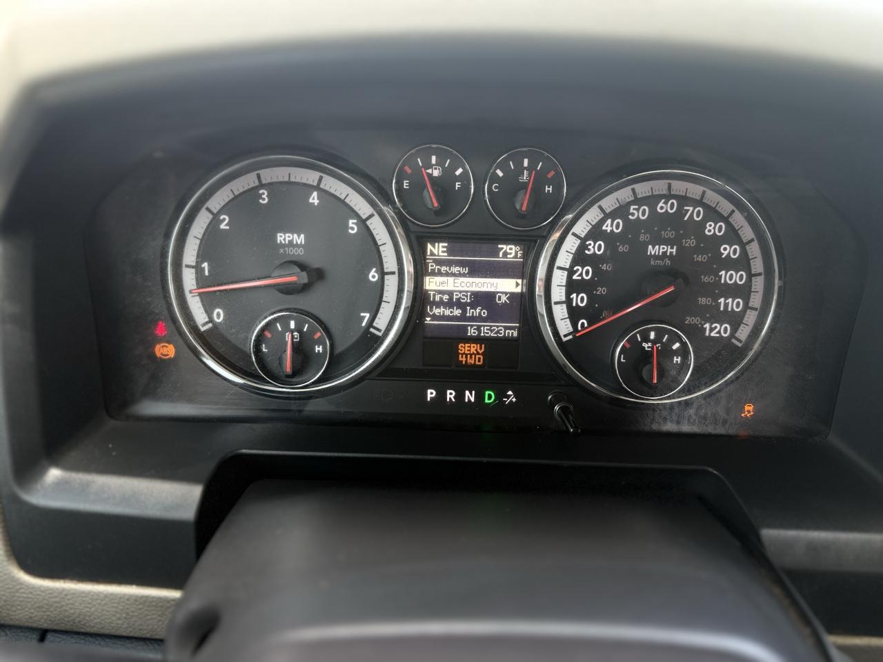 Dodge 1500 SLT Quad Cab 4WD 2012
