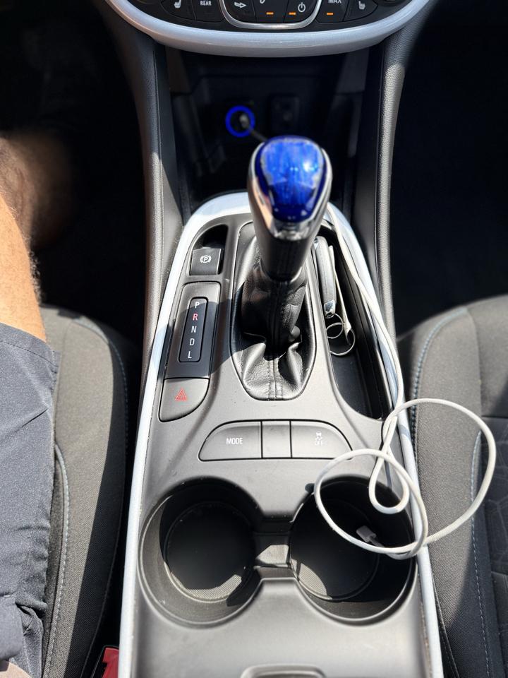 Chevrolet Volt LT w/ Standard Emission Package 2017