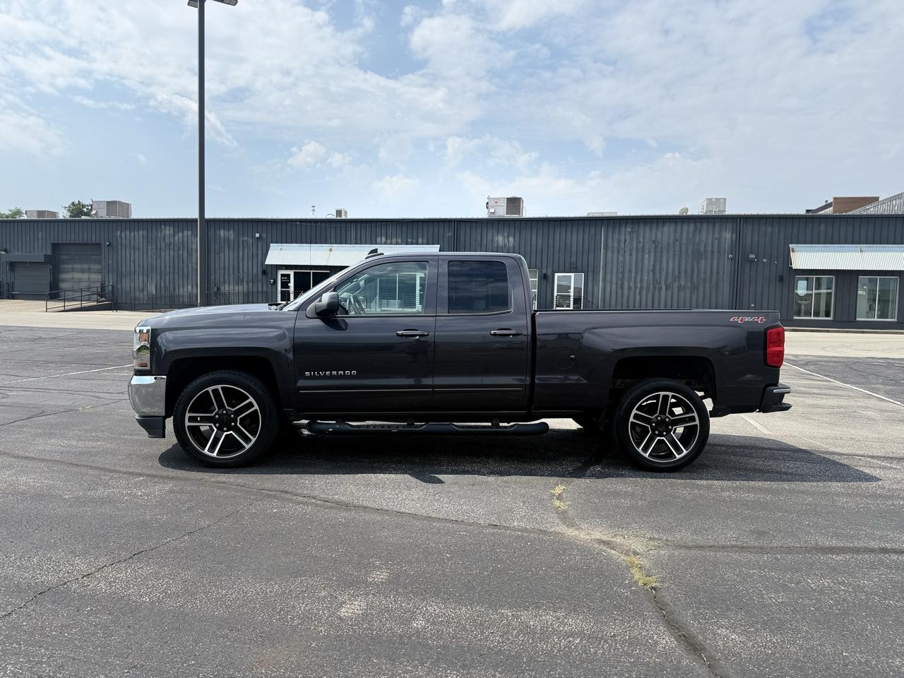 Chevrolet Silverado 1500 LT Double Cab 4WD 2016