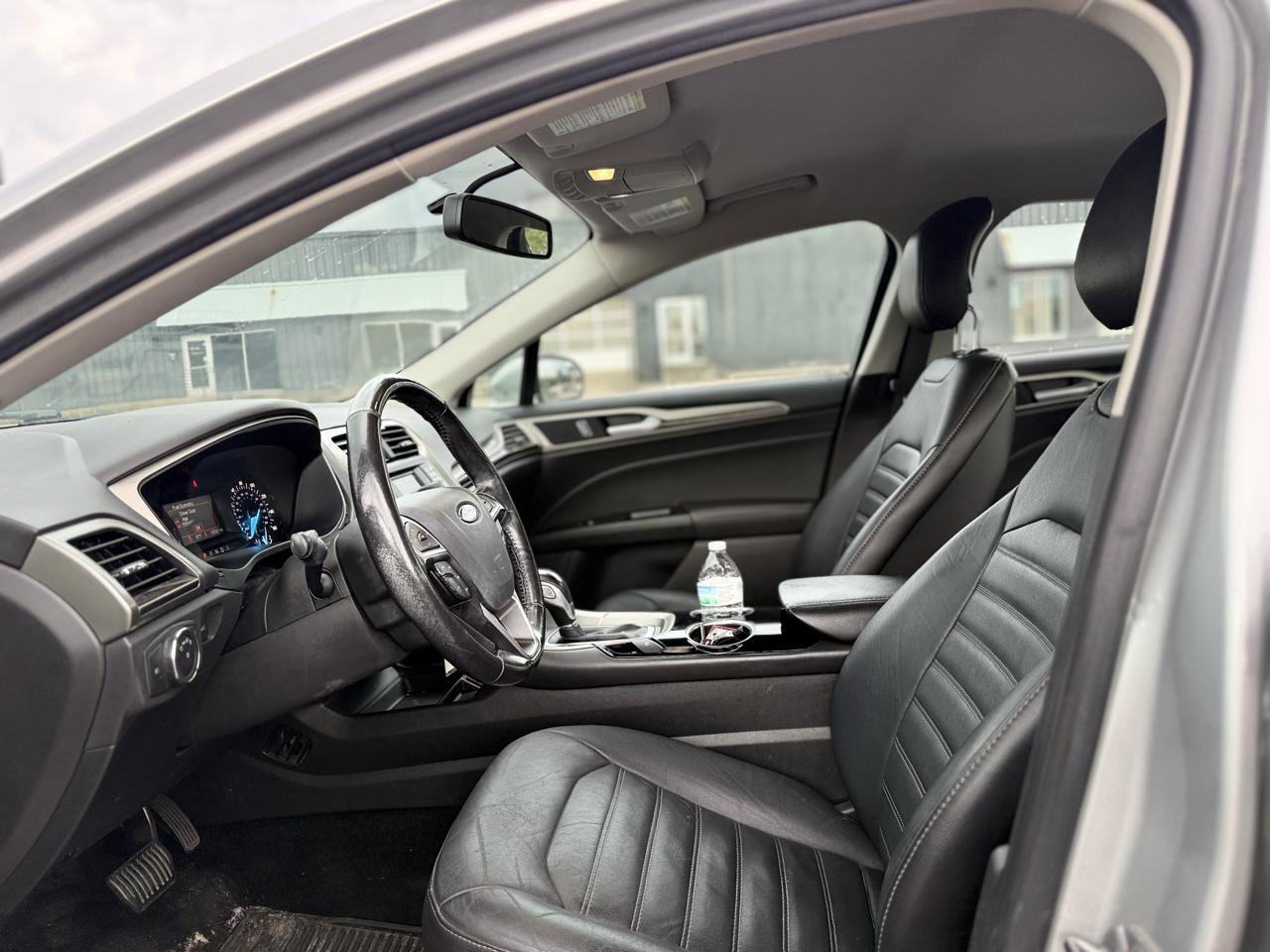 Ford Fusion SE 2013