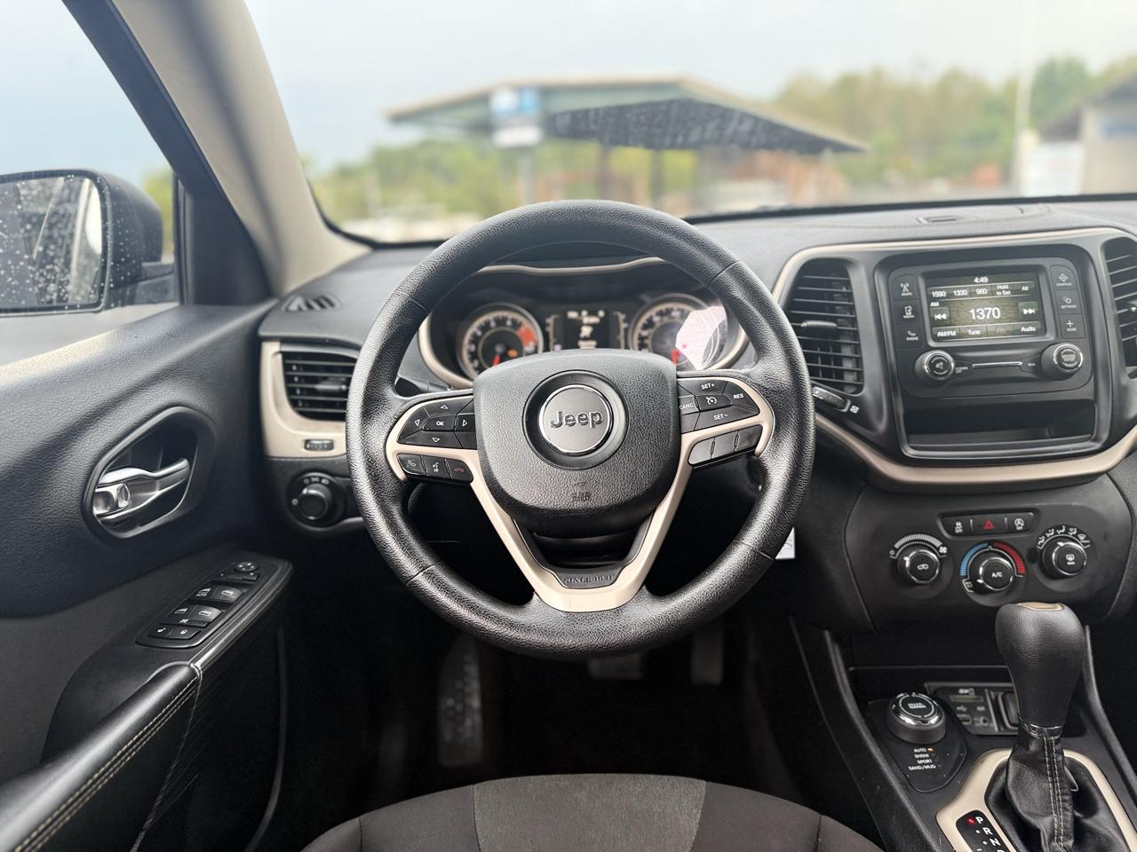 Jeep Cherokee Sport 4WD 2017