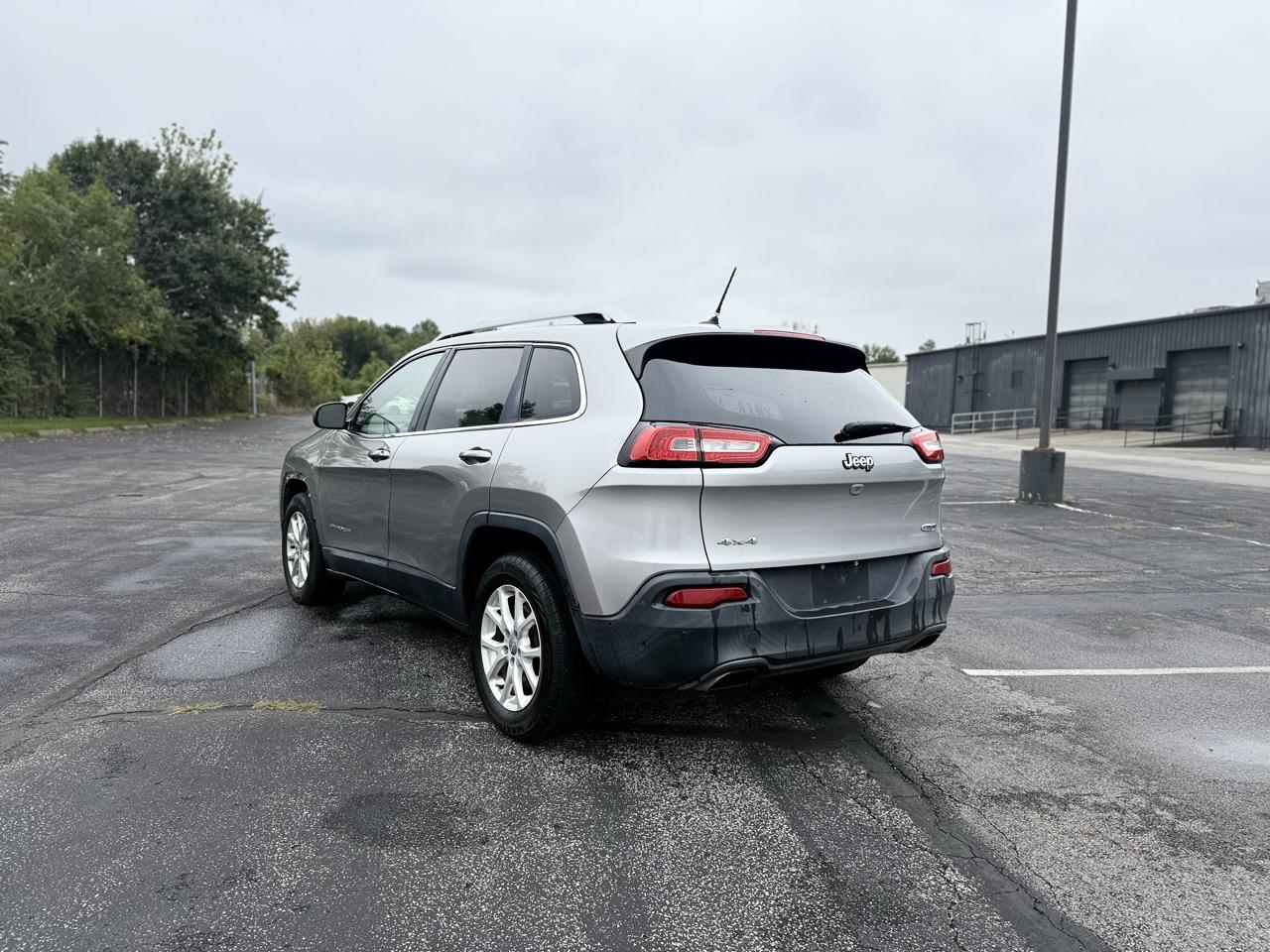 Jeep Cherokee Latitude 4WD 2015