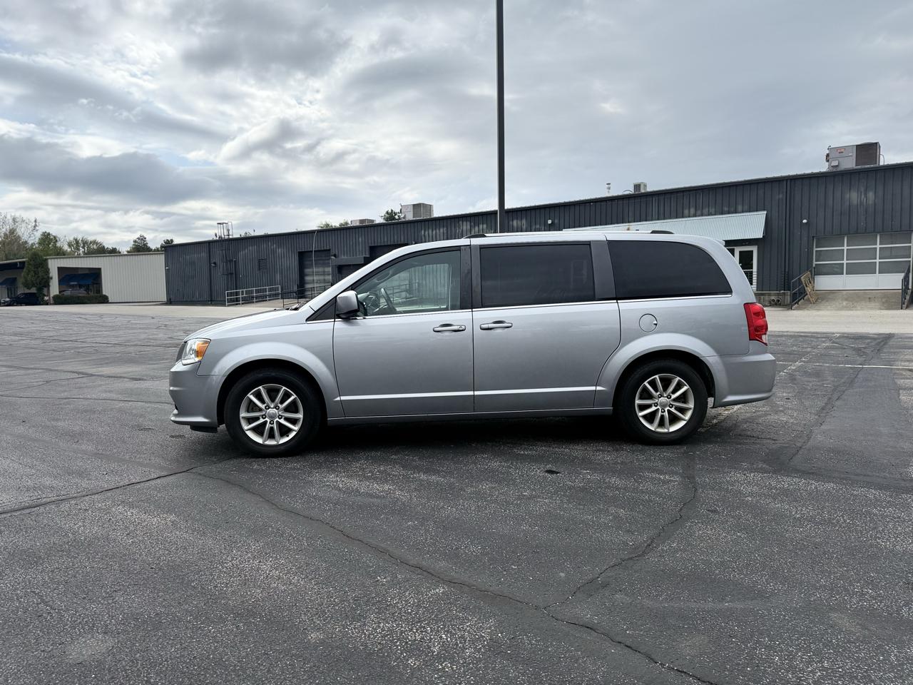 Dodge Grand Caravan SXT 2020