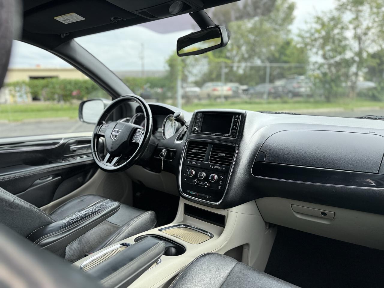Dodge Grand Caravan SXT 2020