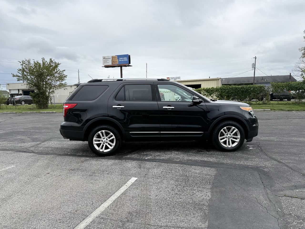 Ford Explorer XLT 4WD 2014