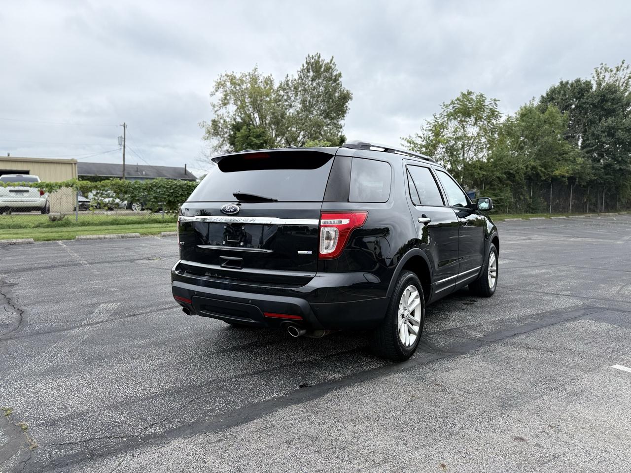 Ford Explorer XLT 4WD 2014