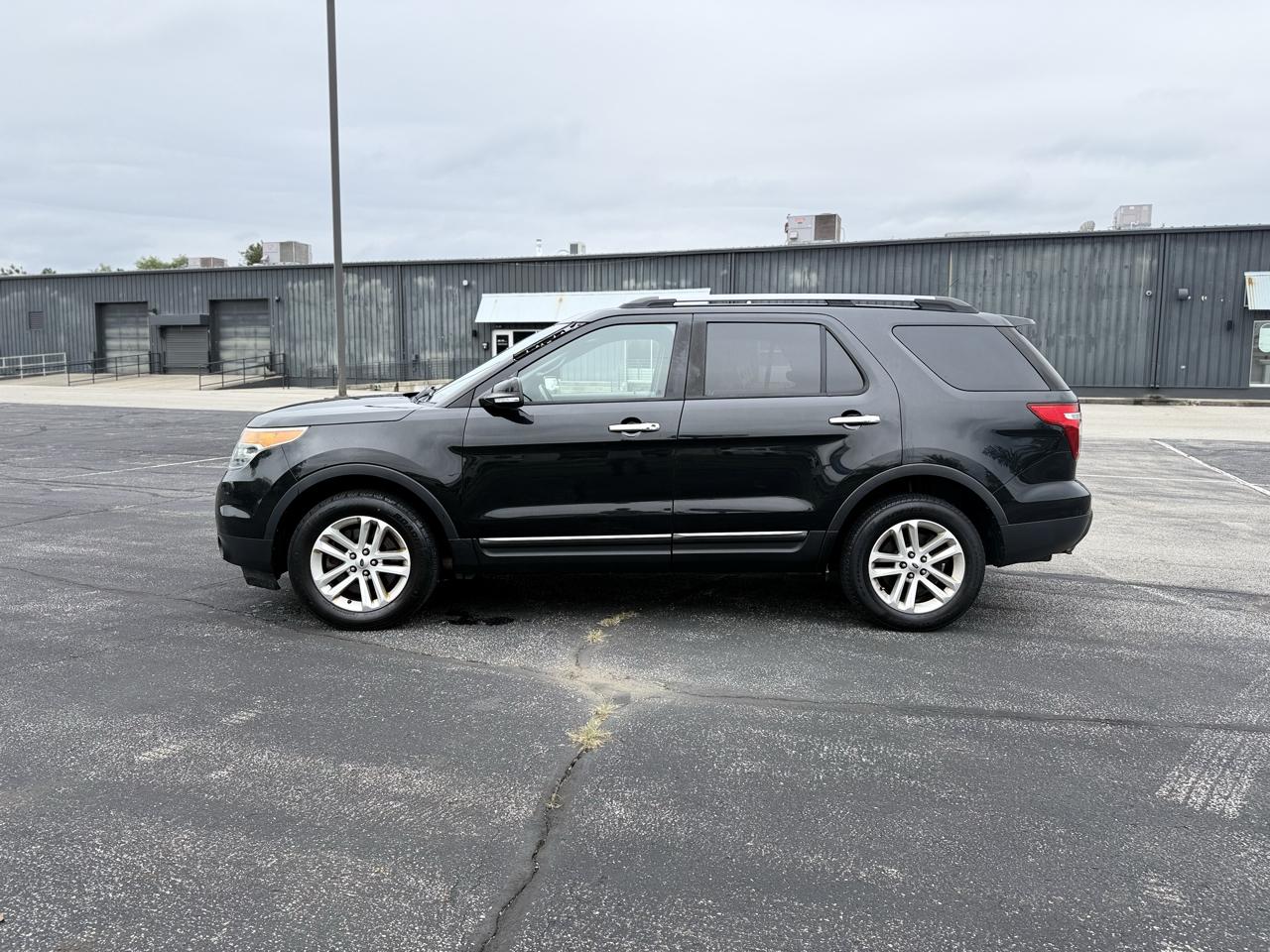 Ford Explorer XLT 4WD 2014
