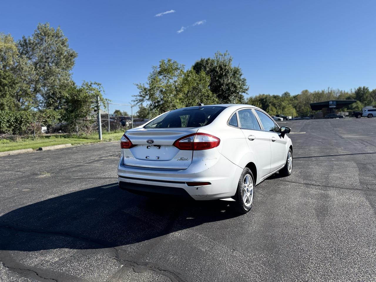 Ford Fiesta SE Sedan 2019
