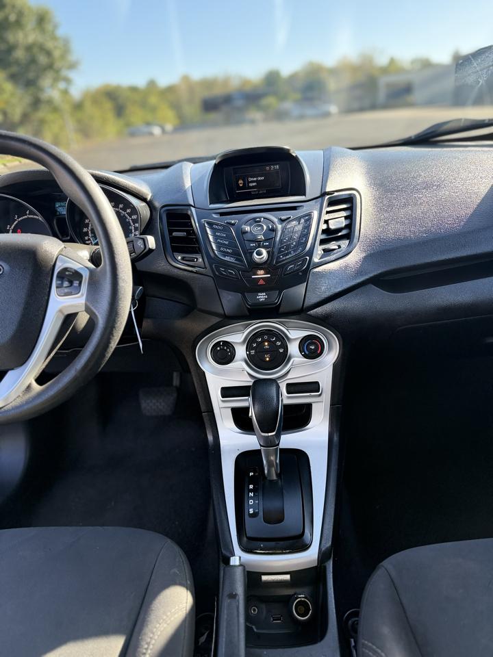 Ford Fiesta SE Sedan 2019