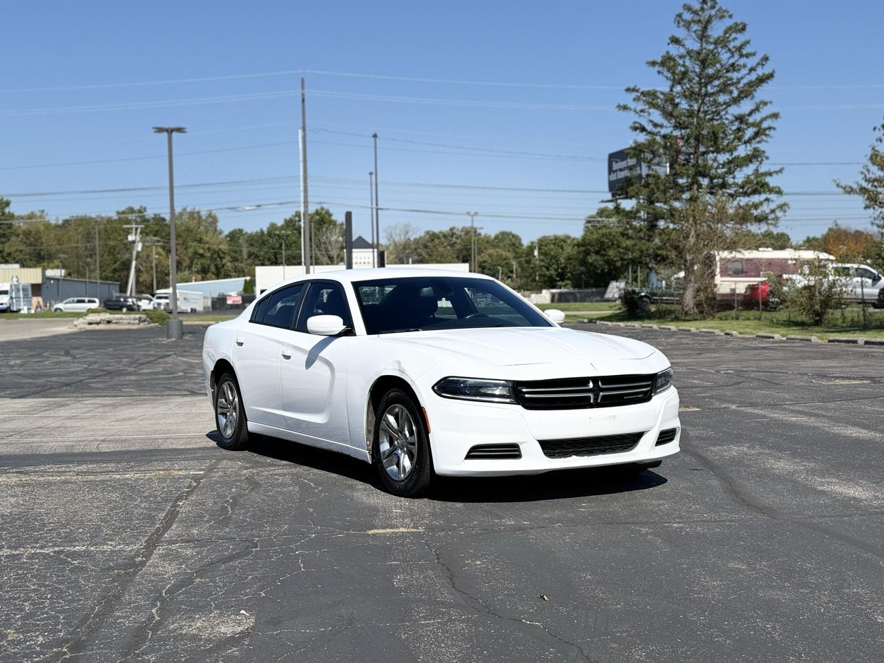 Dodge Charger SE 2016