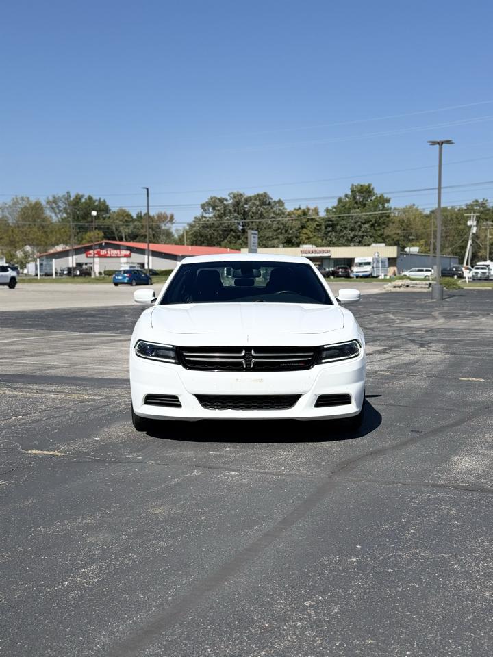 Dodge Charger SE 2016