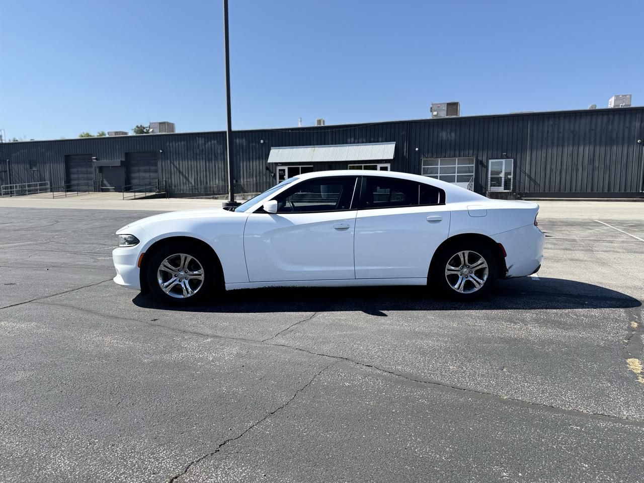 Dodge Charger SE 2016