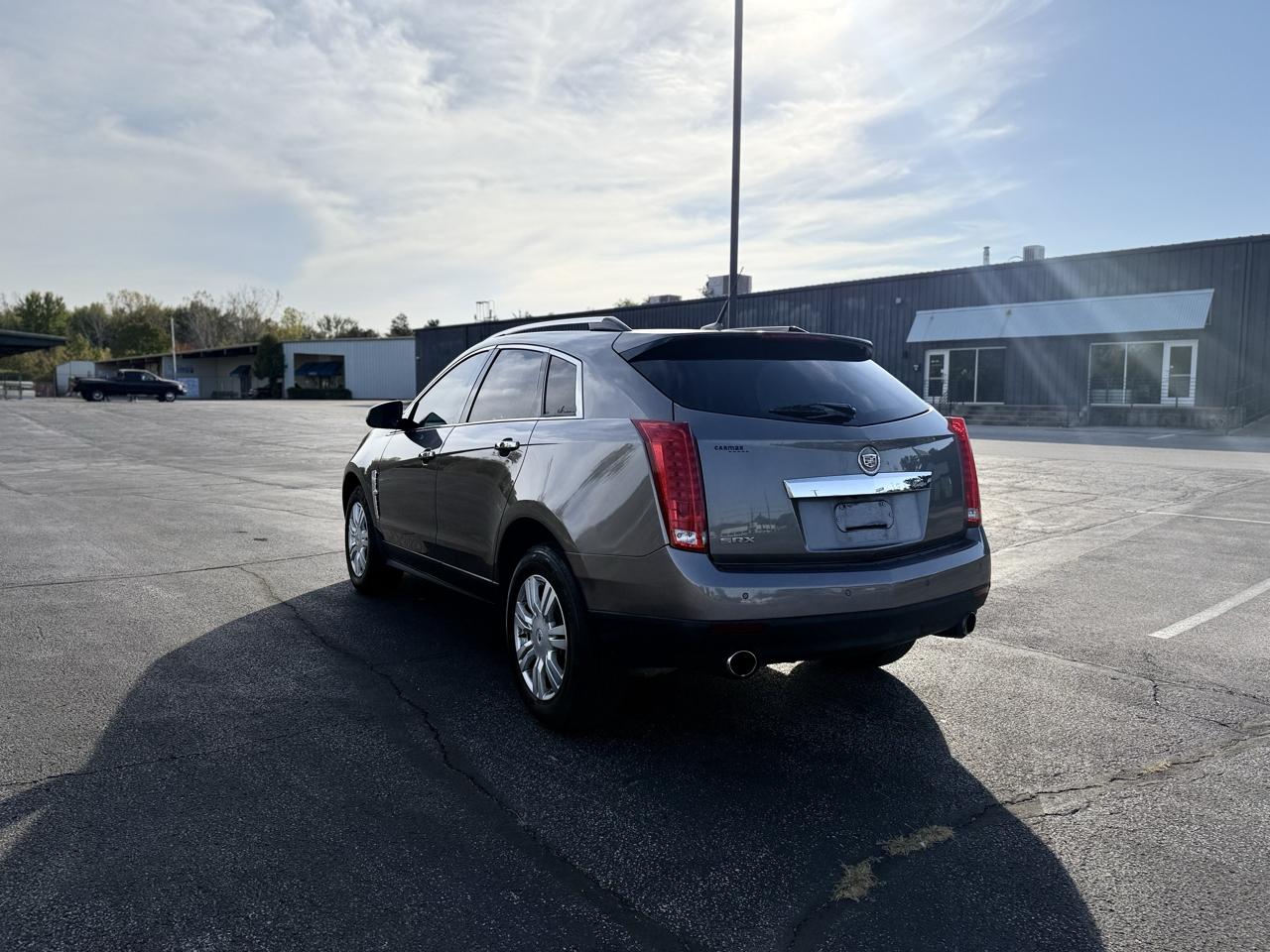 Cadillac SRX Luxury Collection 2011