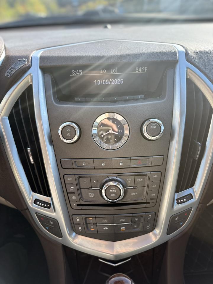 Cadillac SRX Luxury Collection 2011