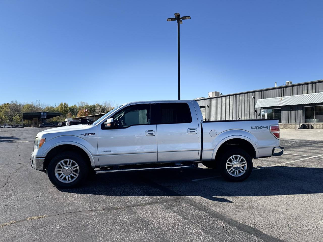 Ford F-150 XL SuperCrew 5.5-ft. Bed 4WD 2013