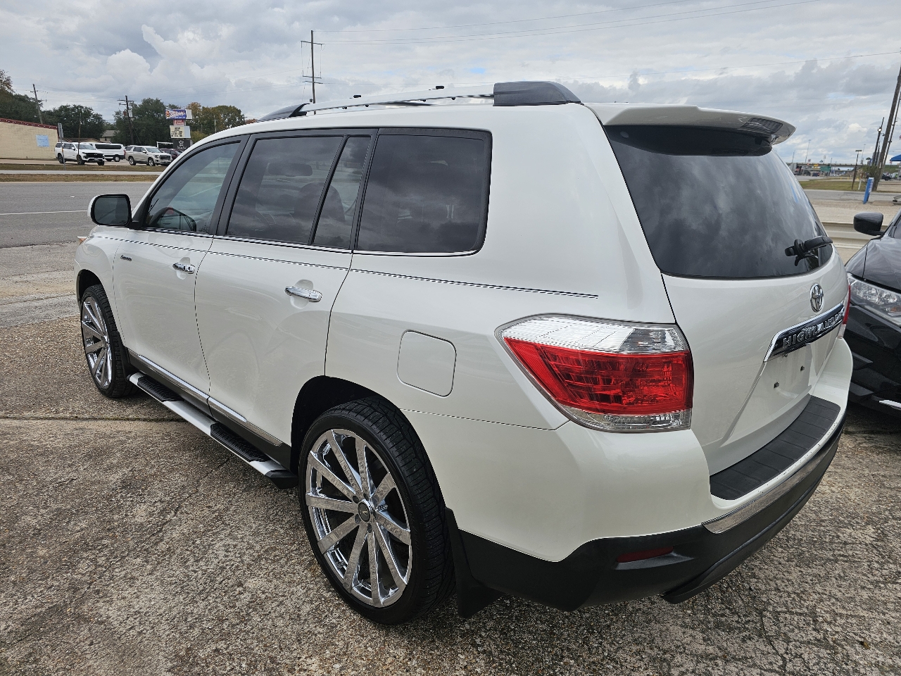 Toyota Highlander Limited 2WD 2012