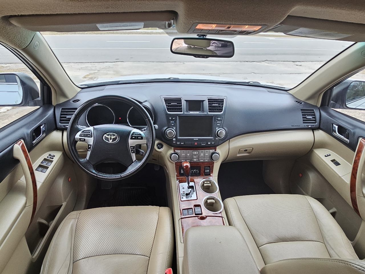 Toyota Highlander Limited 2WD 2012