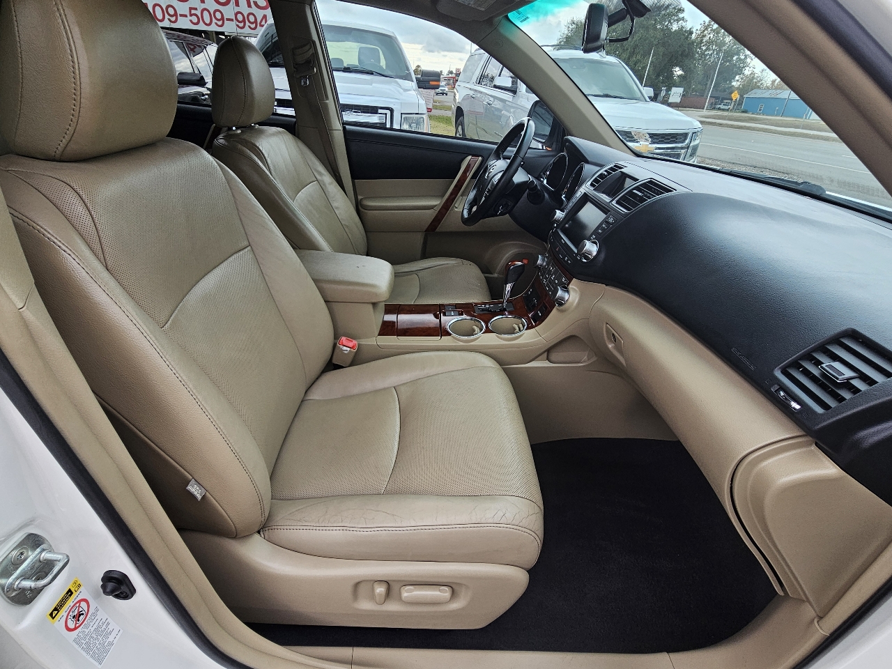 Toyota Highlander Limited 2WD 2012