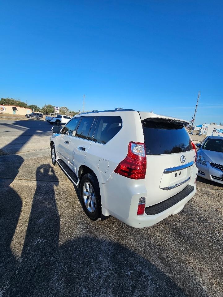 Lexus GX 460 Sport Utility 2013
