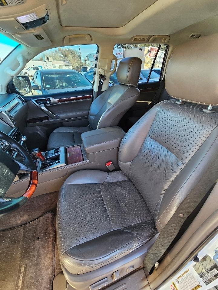 Lexus GX 460 Sport Utility 2013