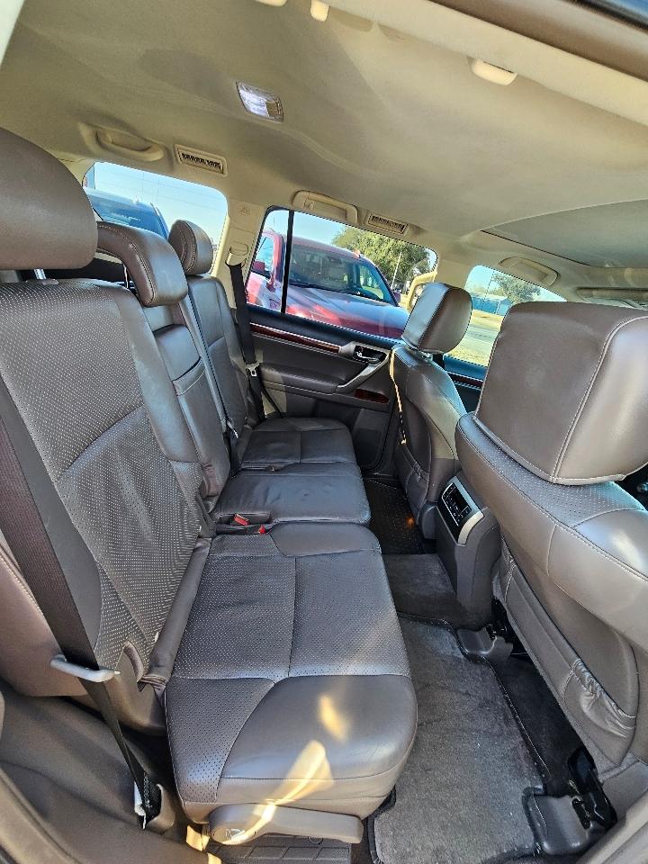 Lexus GX 460 Sport Utility 2013