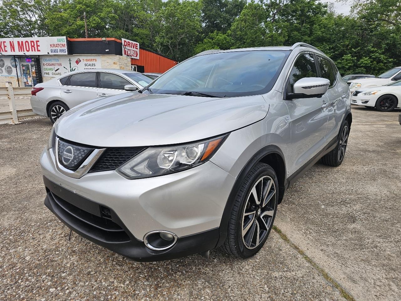 Nissan Rogue Sport S 2018