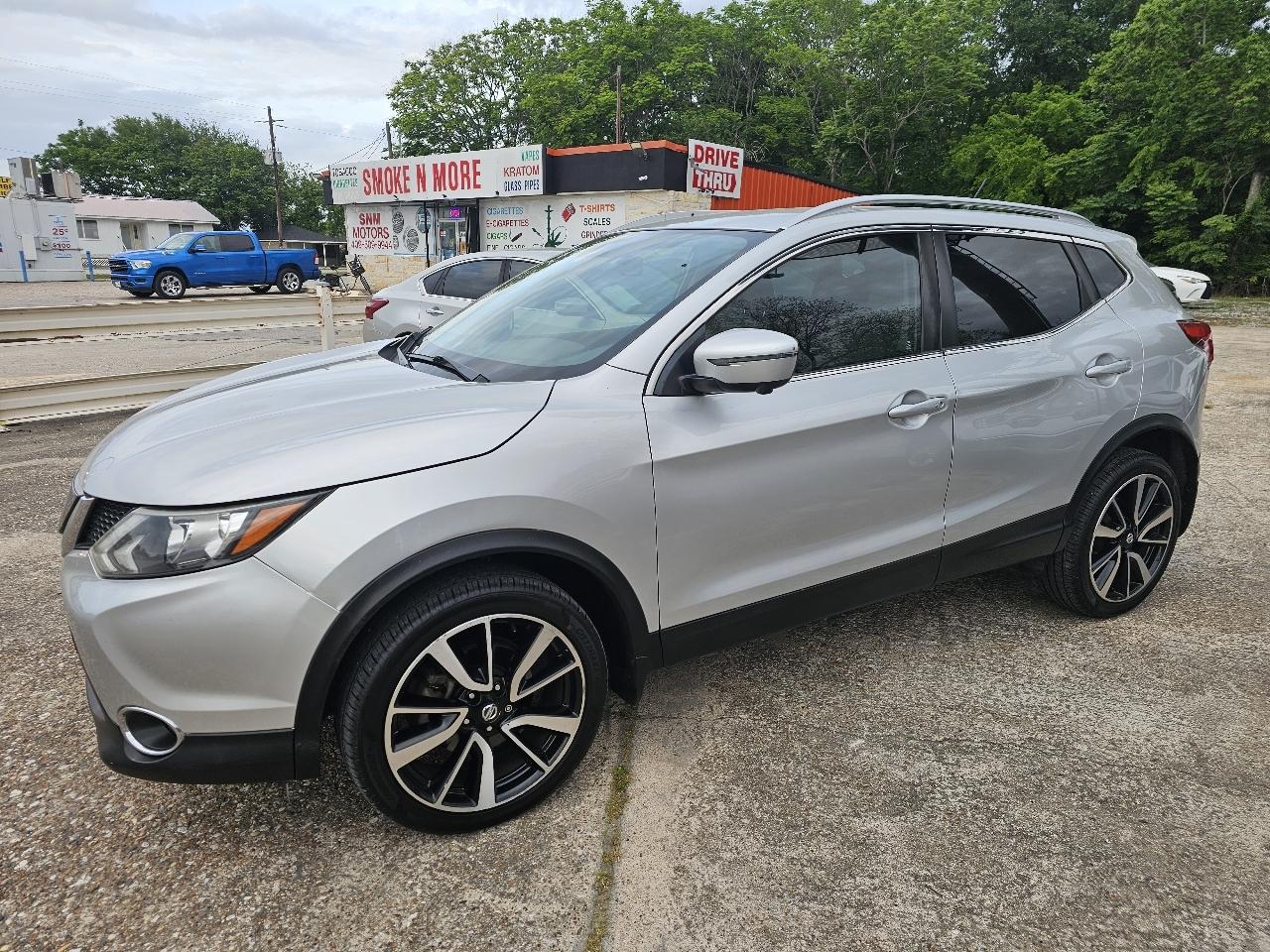 Nissan Rogue Sport S 2018