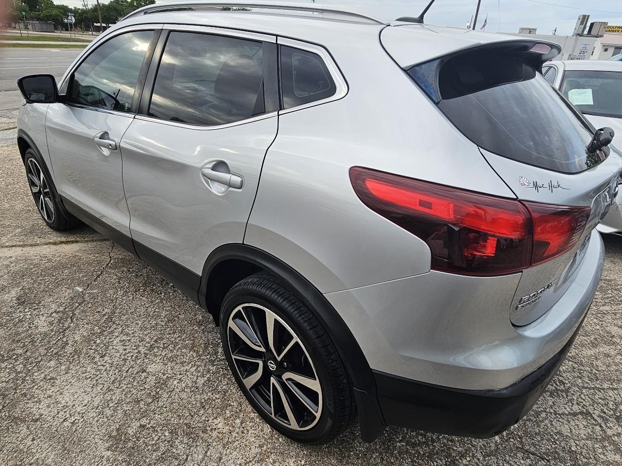 Nissan Rogue Sport S 2018