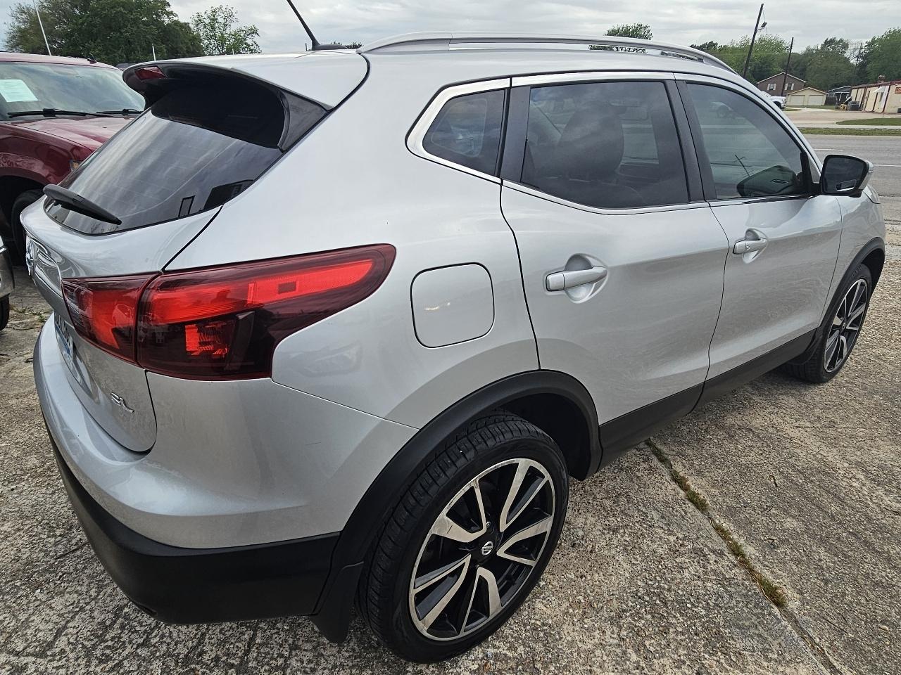 Nissan Rogue Sport S 2018
