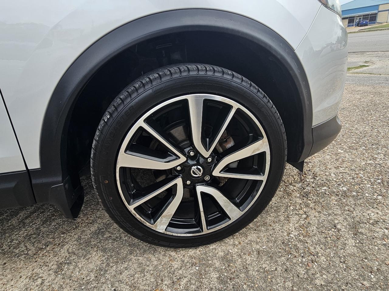 Nissan Rogue Sport S 2018