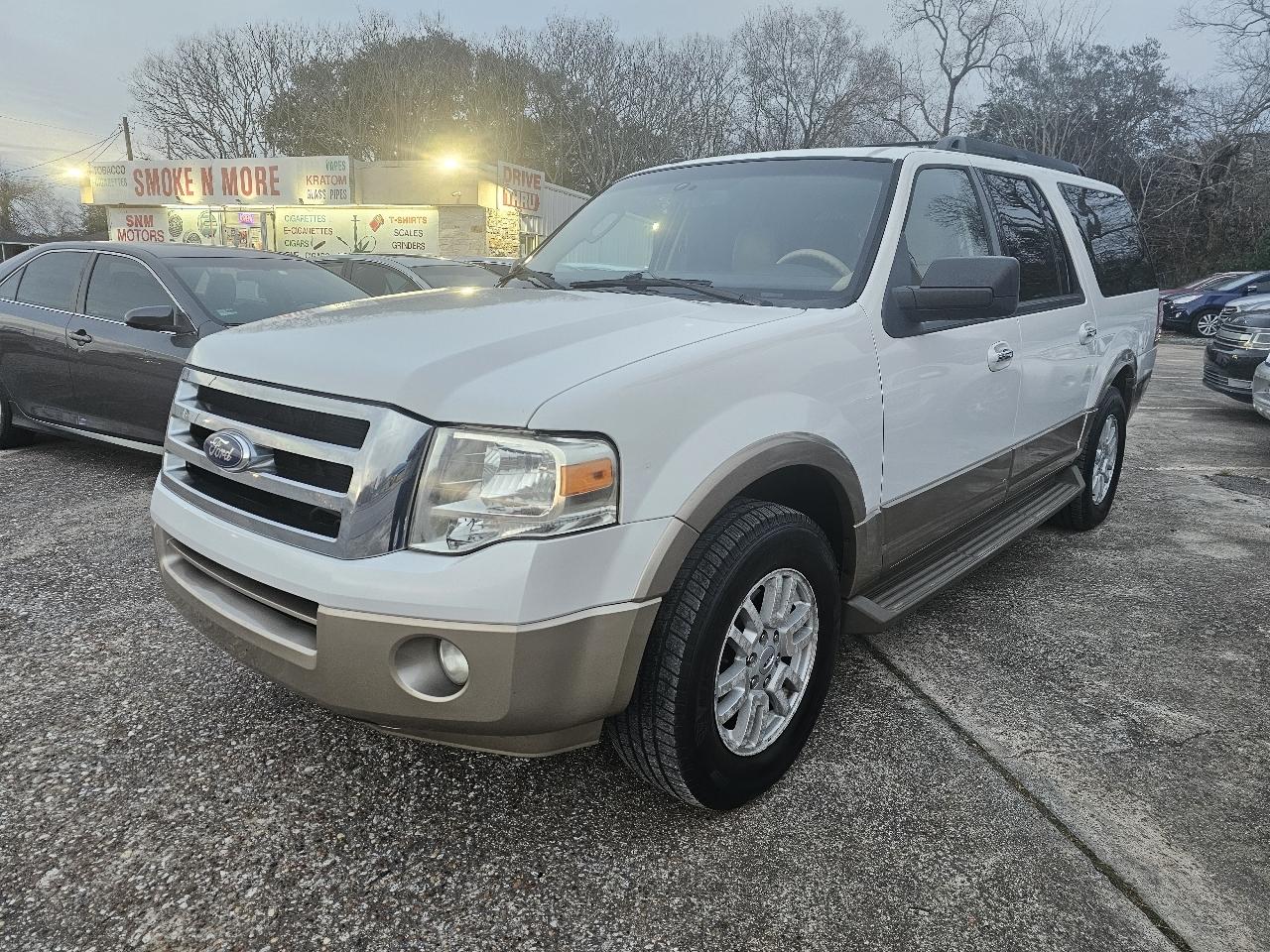 Ford Expedition EL XLT 2WD 2012